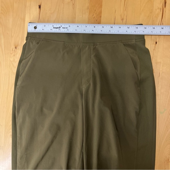 Athleta BROOKLYN MID RISE ANKLE PANT Green WomenSize 2 . - Picture 7 of 13